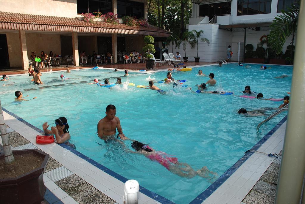 Hotel Sandjaja Palembang Exterior foto