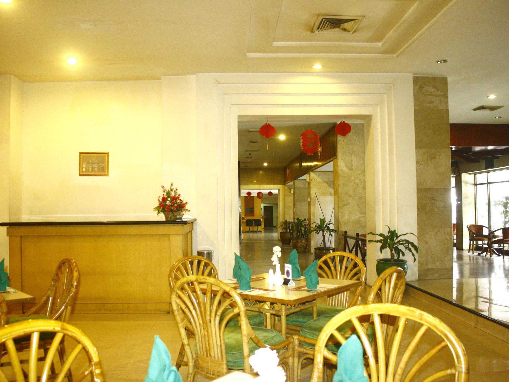 Hotel Sandjaja Palembang Exterior foto