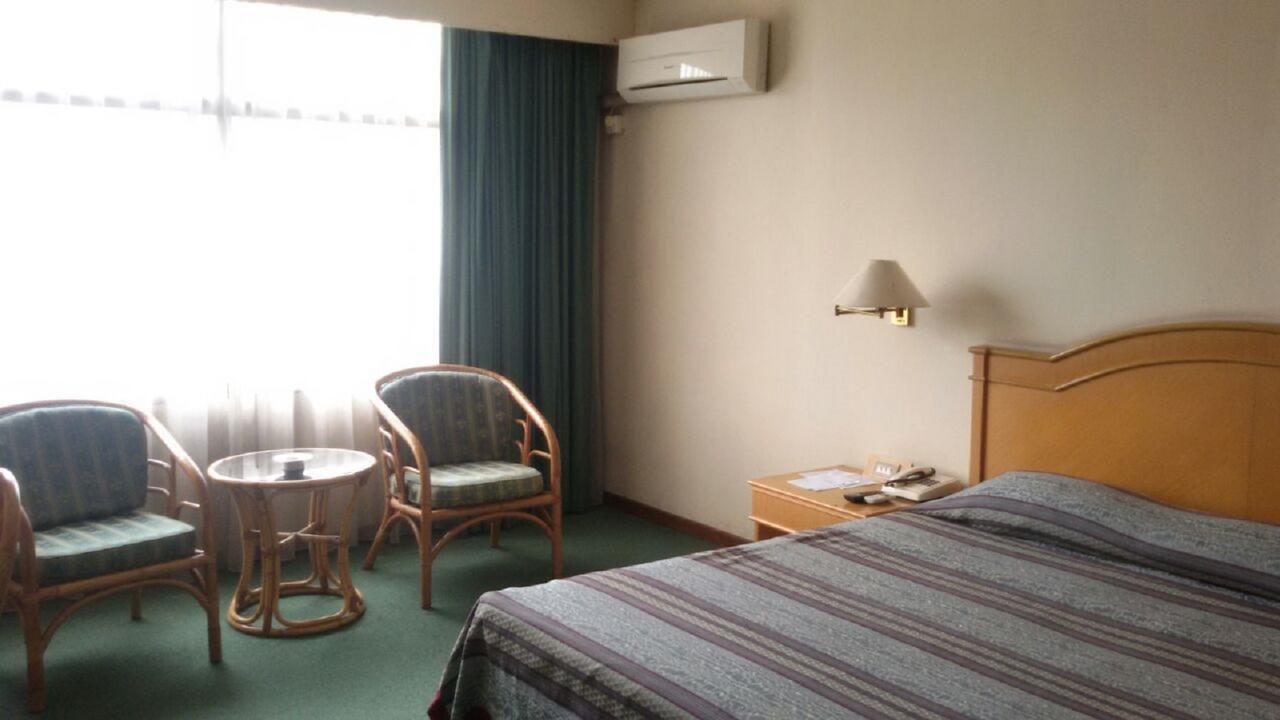 Hotel Sandjaja Palembang Exterior foto
